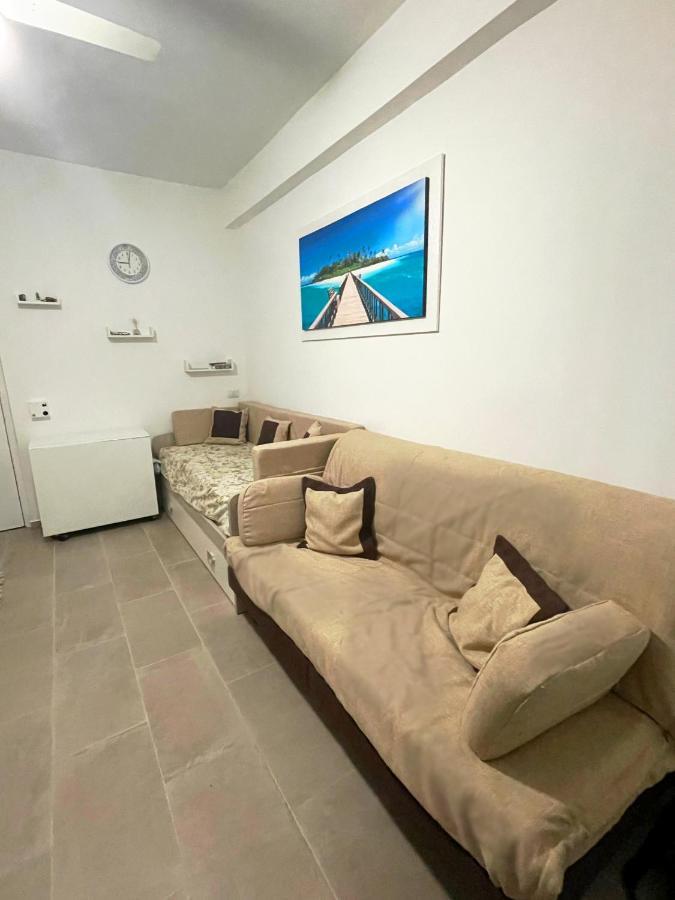 Casa Vacanza Giardini Naxos Taormina Miranaxos ภายนอก รูปภาพ