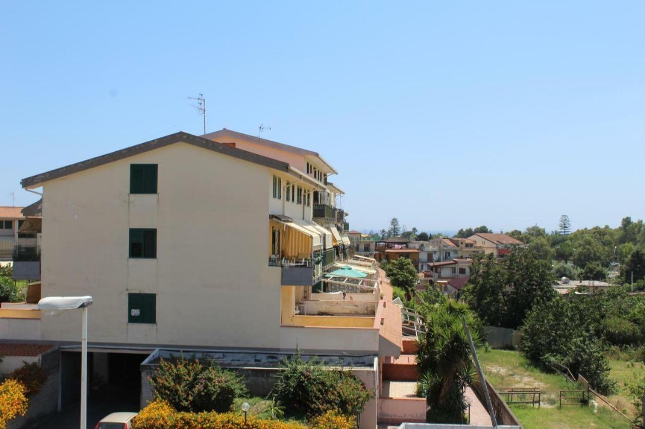 Casa Vacanza Giardini Naxos Taormina Miranaxos ภายนอก รูปภาพ